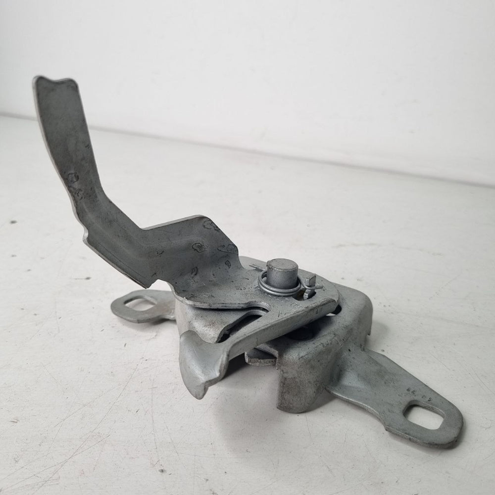 Fechadura Capo Renault Duster 2016/2023