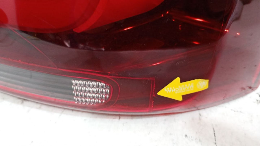 Lanterna Tras Dir Citroen C4 Cactus 2019/2024