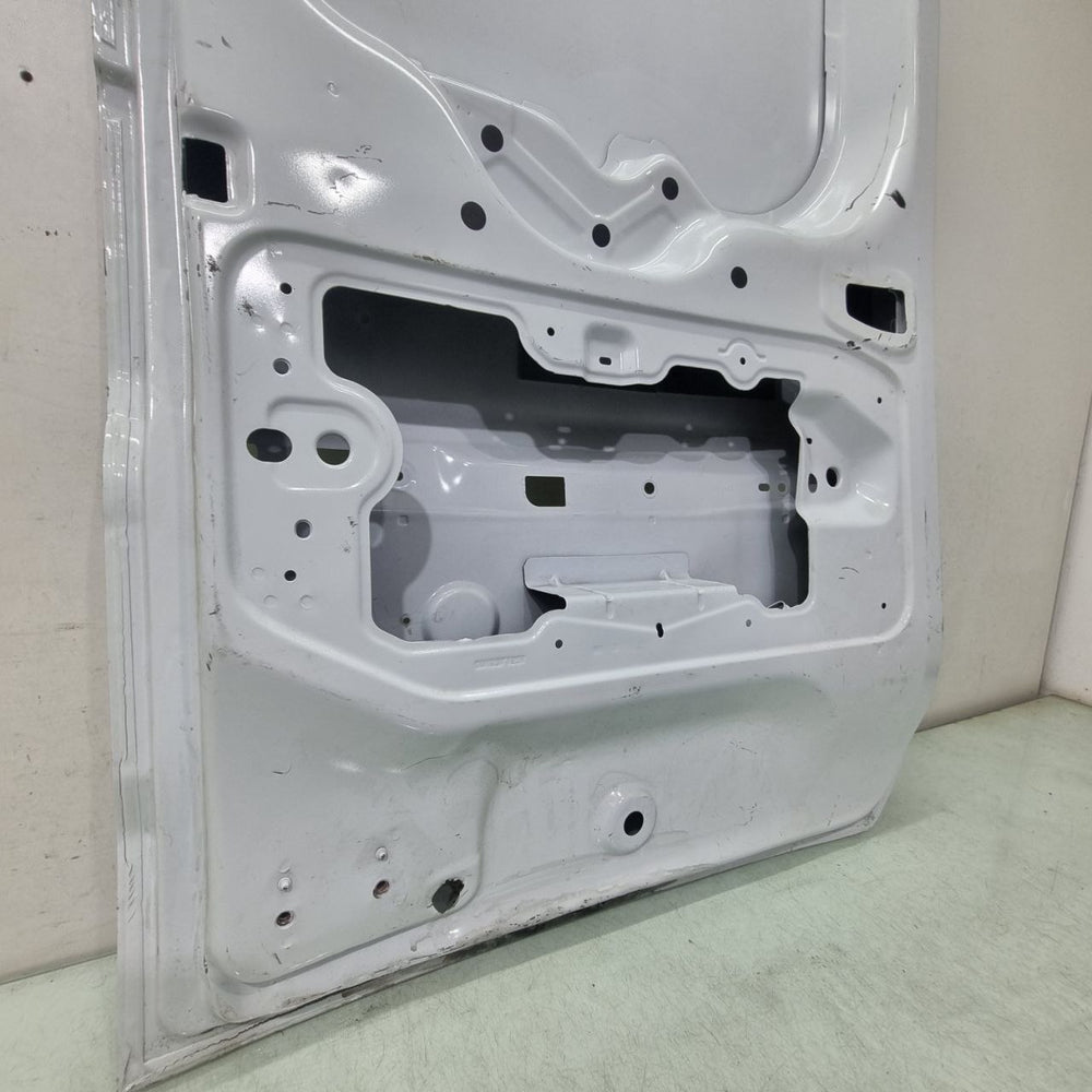 Porta Tras Esq Renault Kangoo 2013/2026 Usada