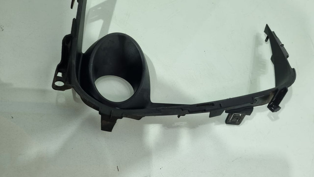 Moldura Farol Milha Esq Toyota Corolla 2020/2025