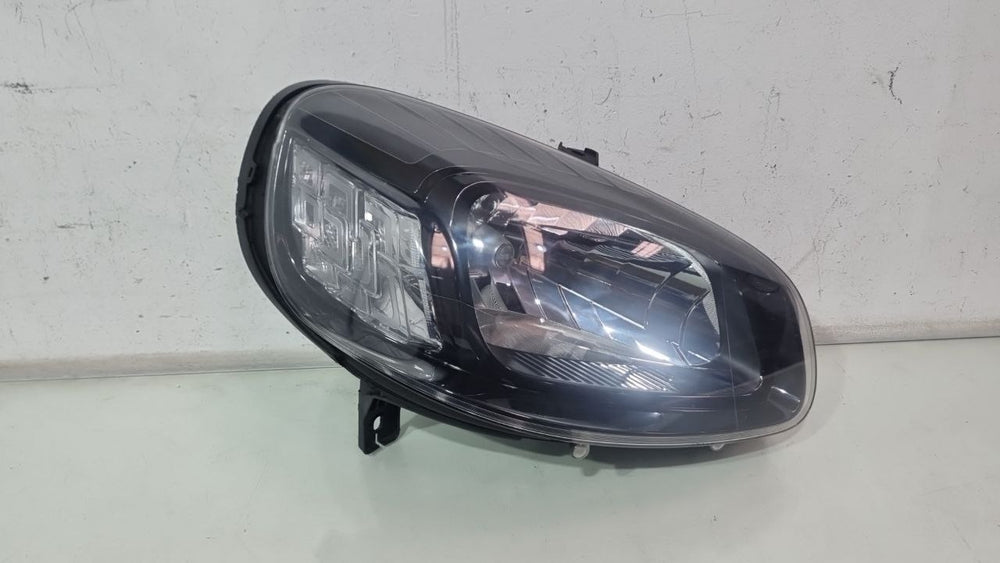 Farol Diant Esq Fiat Uno Vivace 2016/2019 Usado