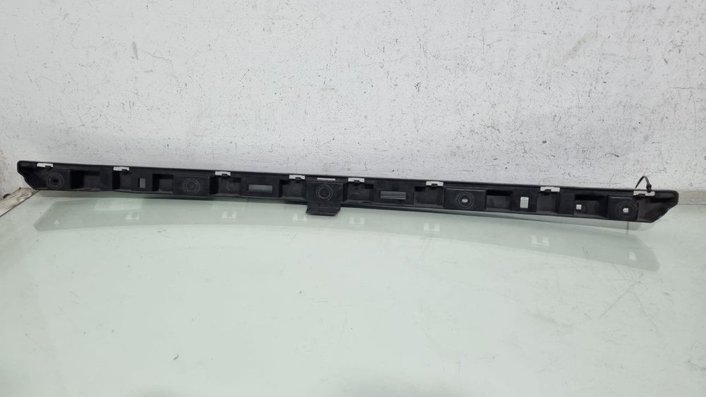 Guia Parachoque Tras Volkswagen Fox 2015/2022