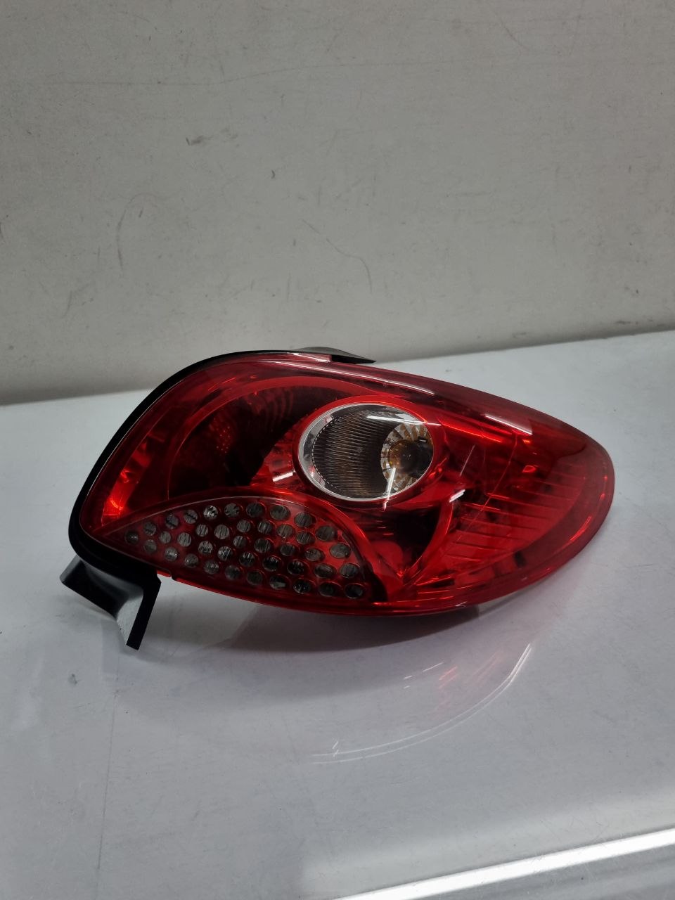 Lanterna Tras Dir Peugeot 207 2008/2014