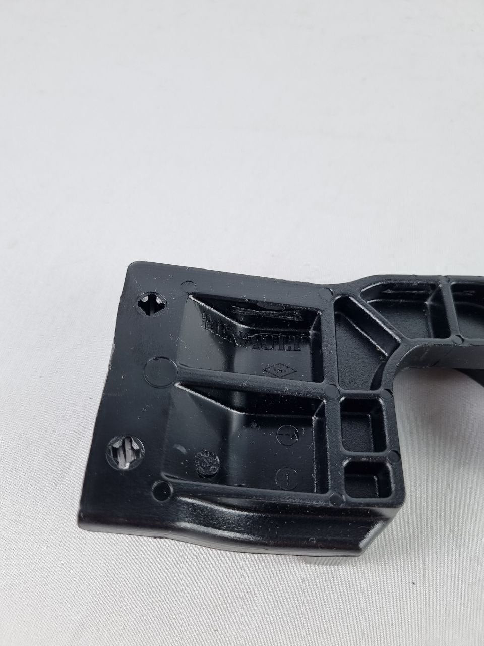 Suporte Tampa Tras Renault Sandero 2007/2016