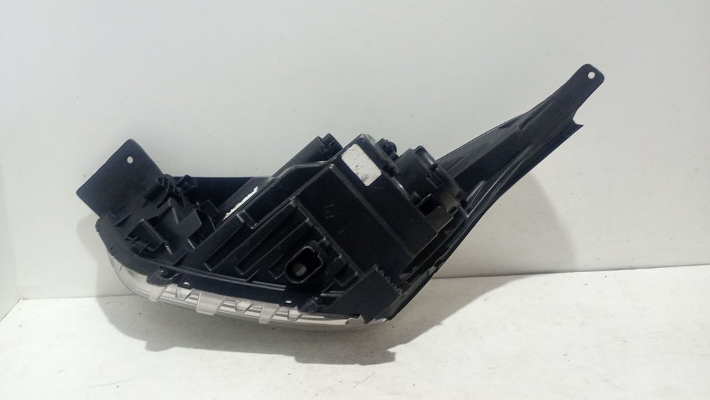 Farol lado direito Hyundai Creta 2017 a 2022