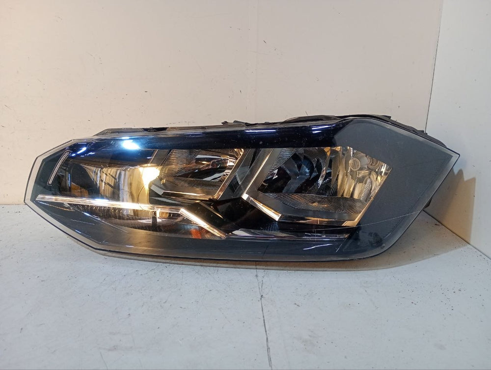 Farol Diant Esq Volkswagen Polo 2018/2024 - Original