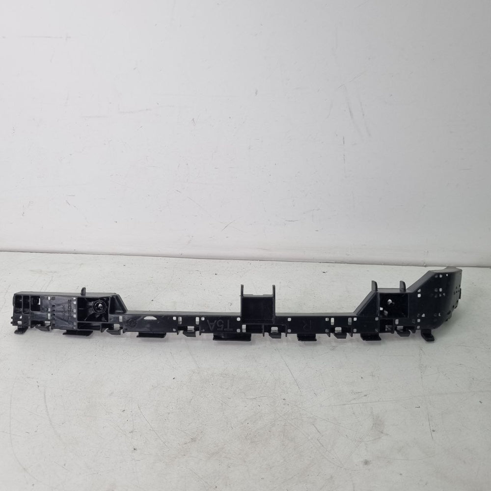 Suporte Guia Para-choque Tras Dir Honda Fit / WR-V 2015/2021