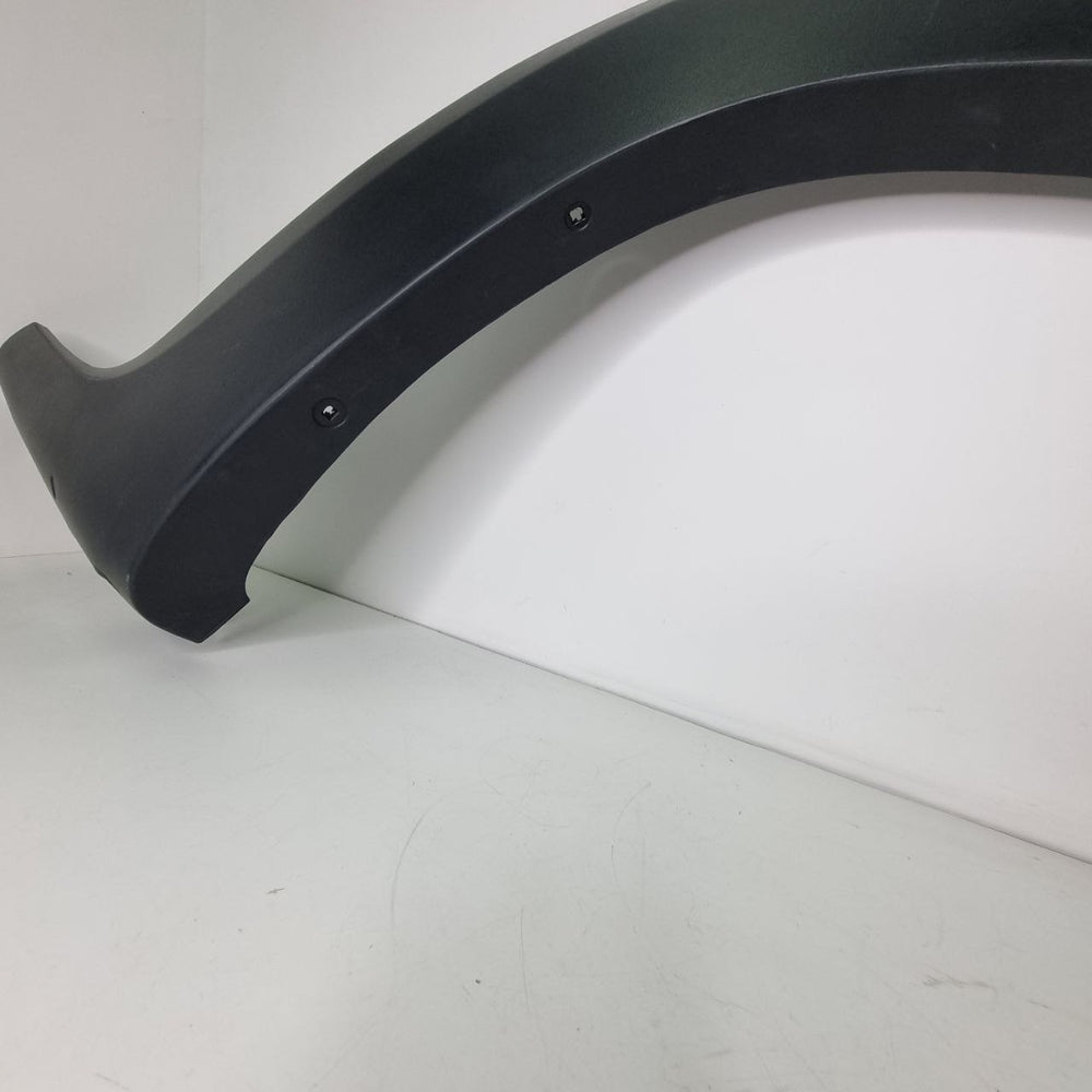 Moldura Lateral Traseira Esquerda Renault Oroch 2016/2020 Usada