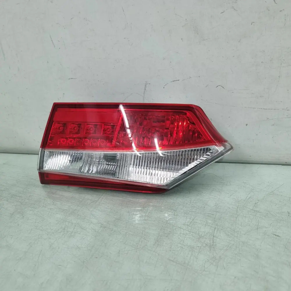 Lanterna C/led Direita Tampa Traseira Corolla 2015 2016 2017