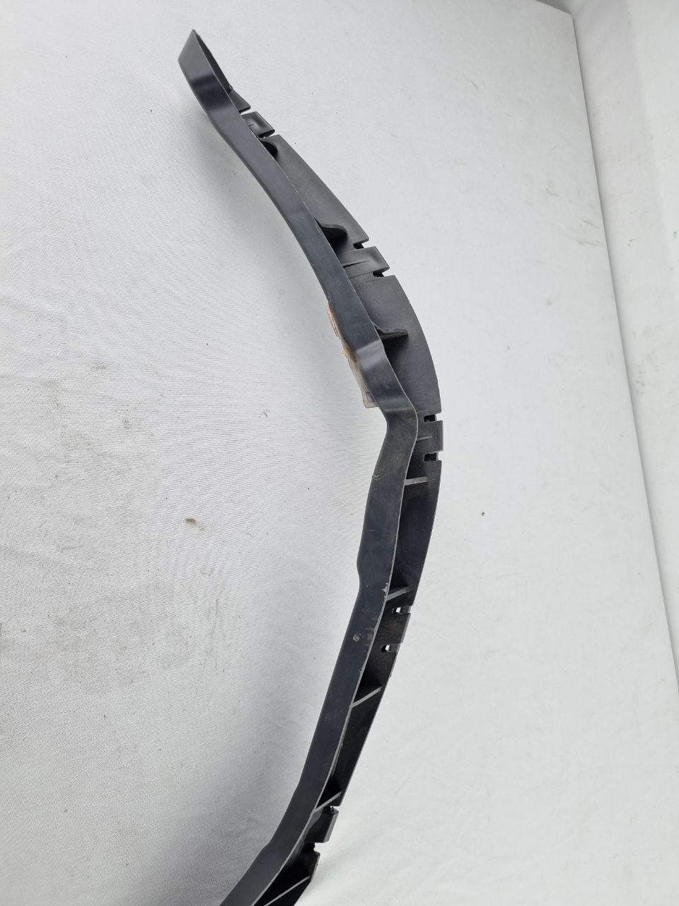 Suporte Guia Para-choque Tras Dir Chevrolet Prisma 2006/2012