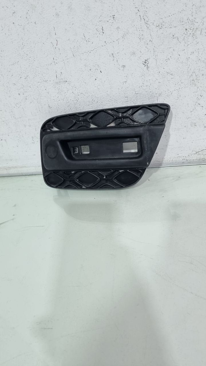 Moldura Farol Milha Diant Dir Renault Sandero Stepway / Duster 2015/2020