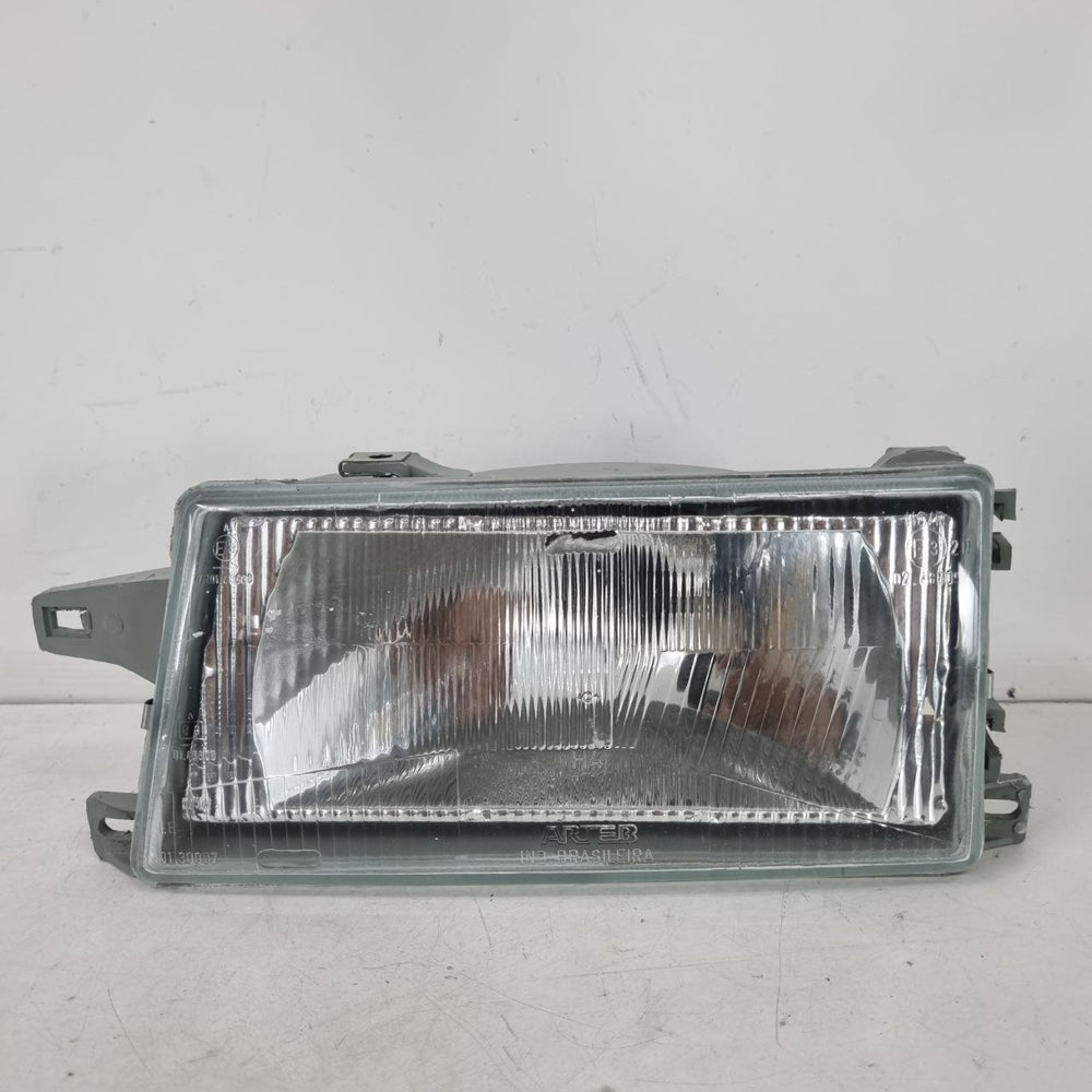 Farol Diant Esq Fiat Uno 1991/