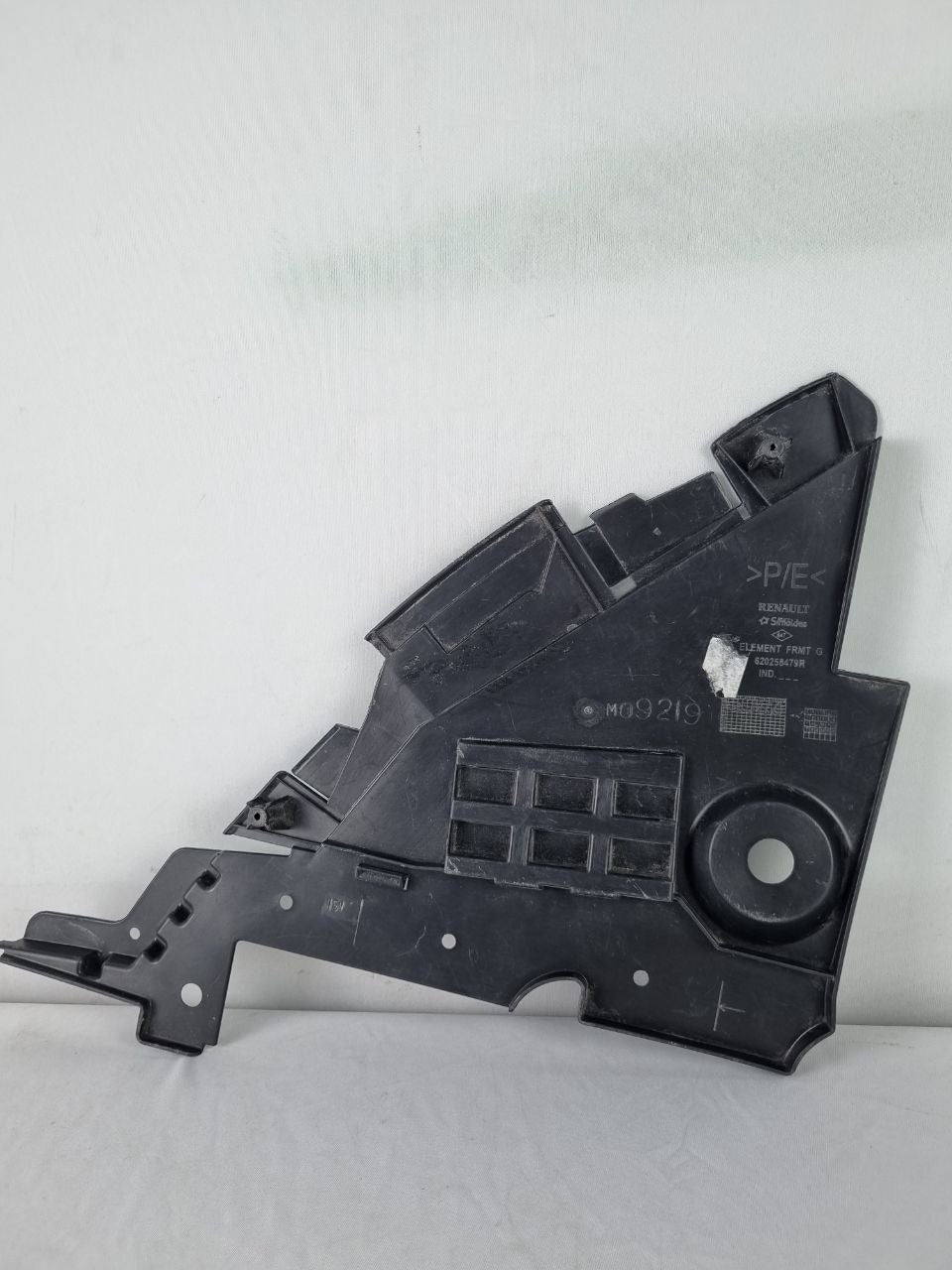 Suporte Parachoque Diant Esq Renault Duster 2016/2022