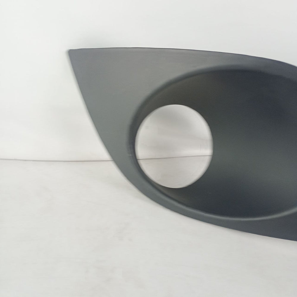 Moldura Farol Milha Dir Fiat Palio 2012/2017 Nova