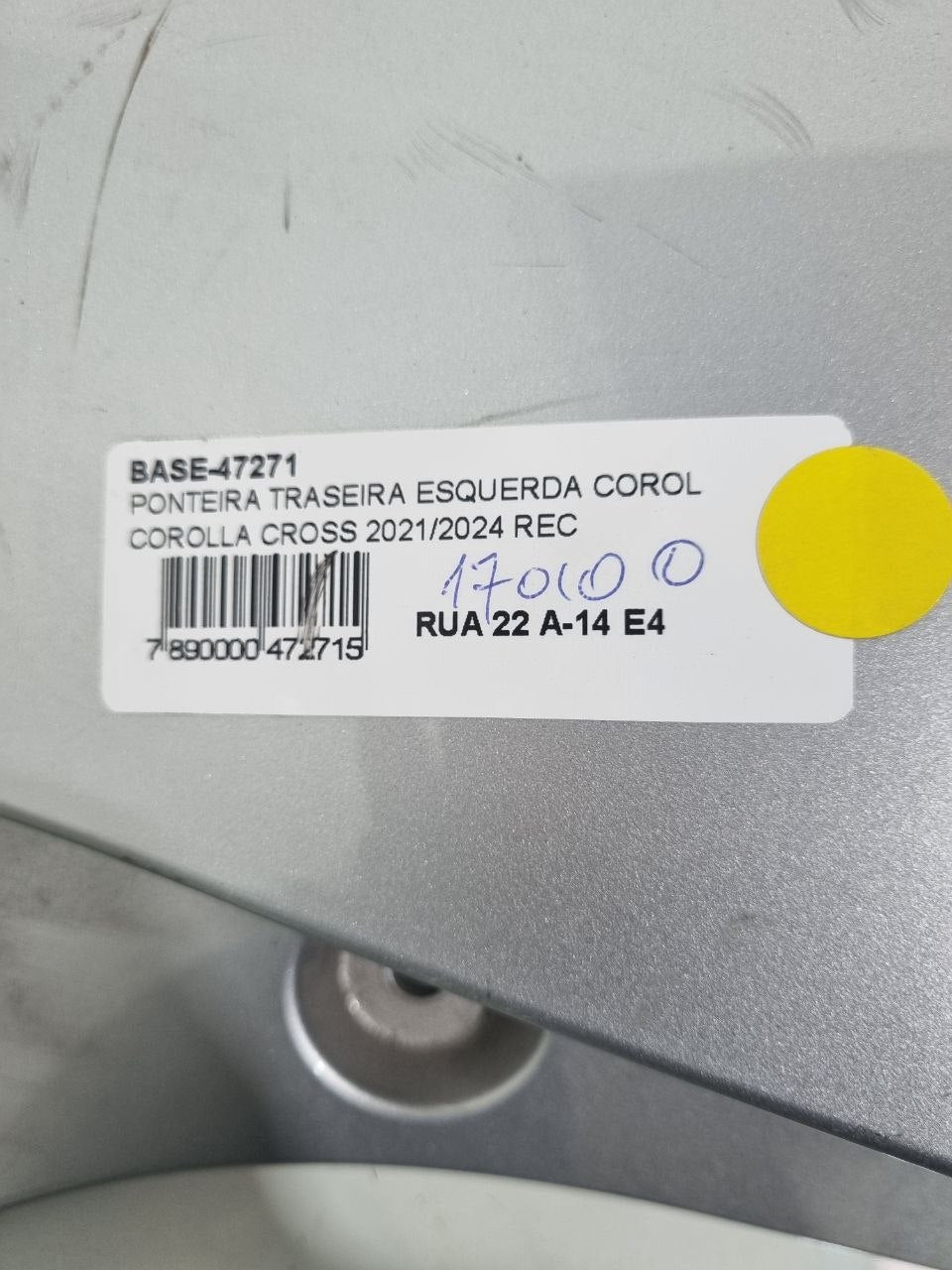 Ponteira Traseira Esquerda Toyota Corolla Cross 2021/2024
