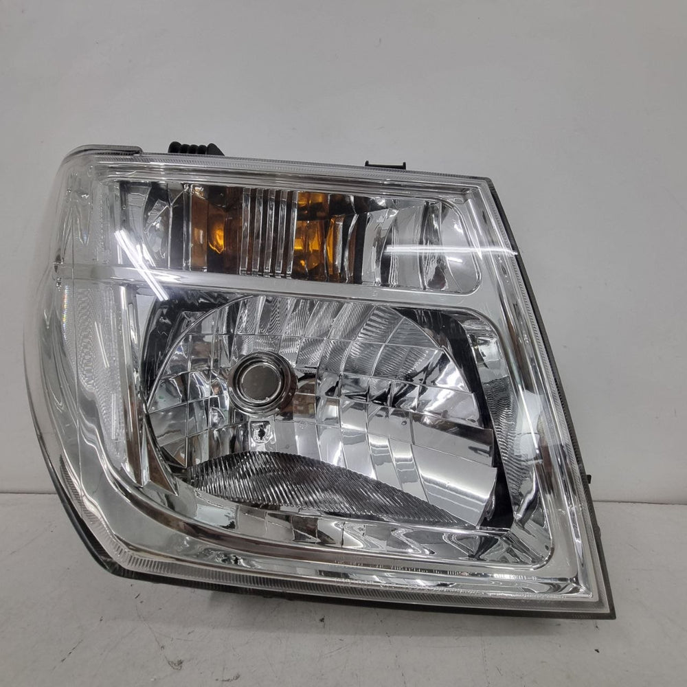 Farol Diant Dir Nissan Frontier 2008/2016