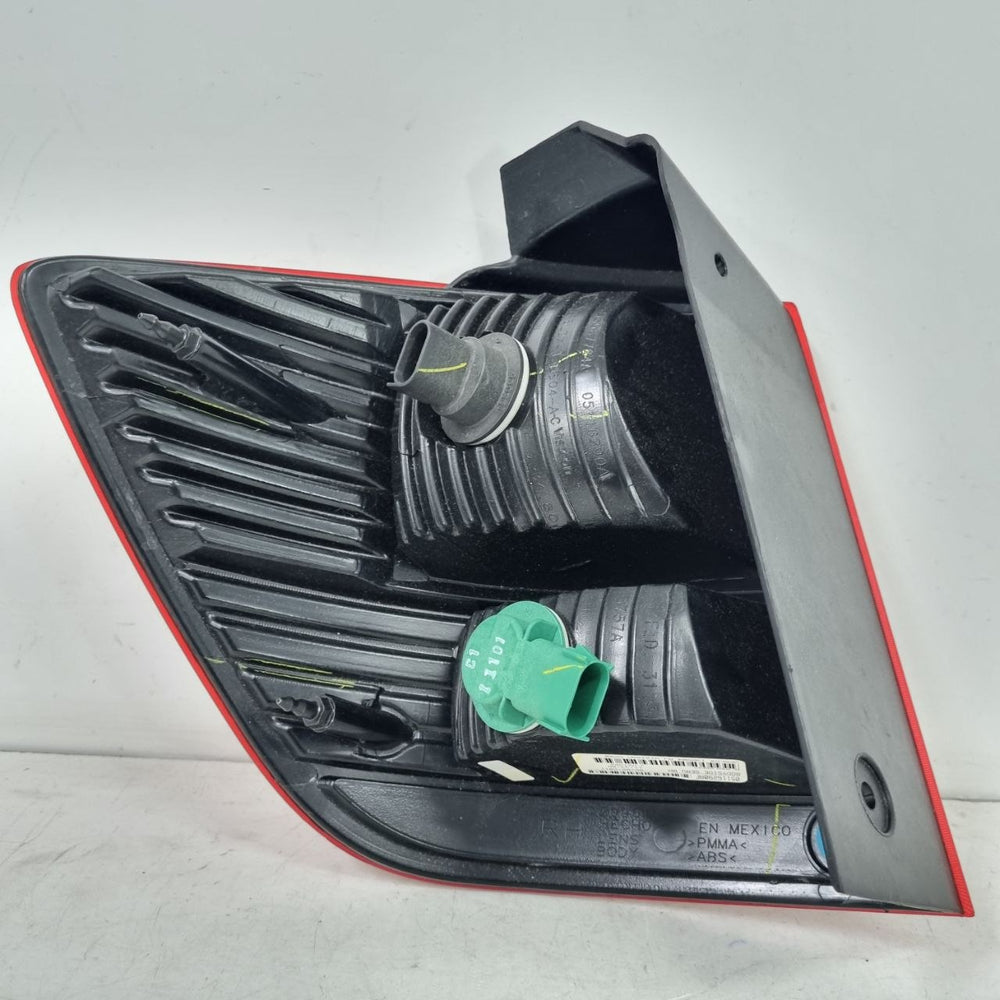 Lanterna Tras Dir Dodge Journey 2009/2011