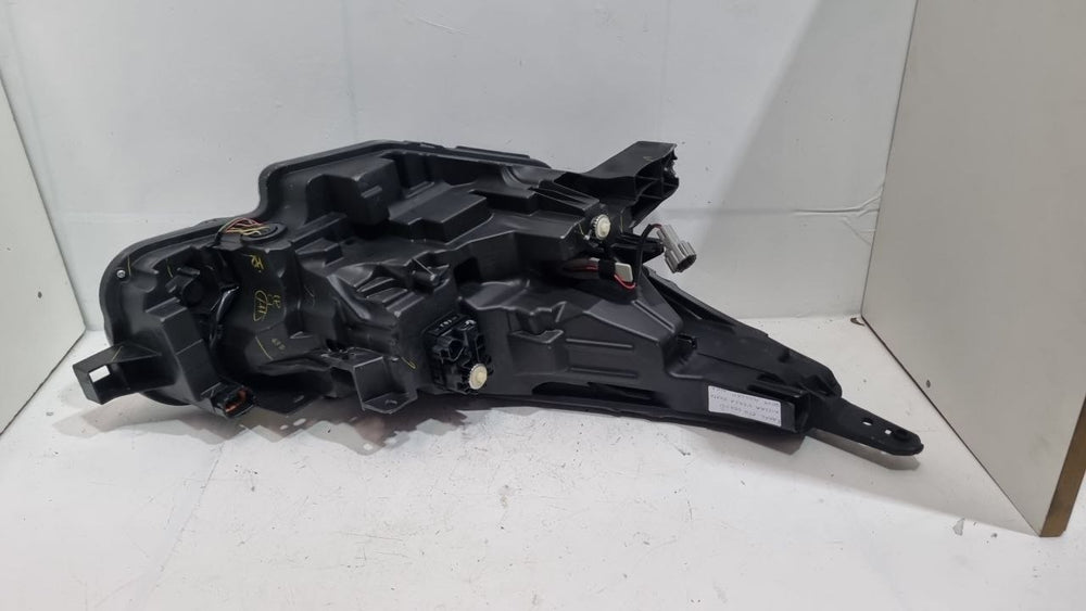 Farol Diant Esq Nissan Versa 2020/2024