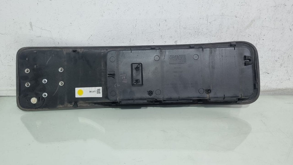 Moldura Placa Tampa Tras Citroen Aircross 2013/2021