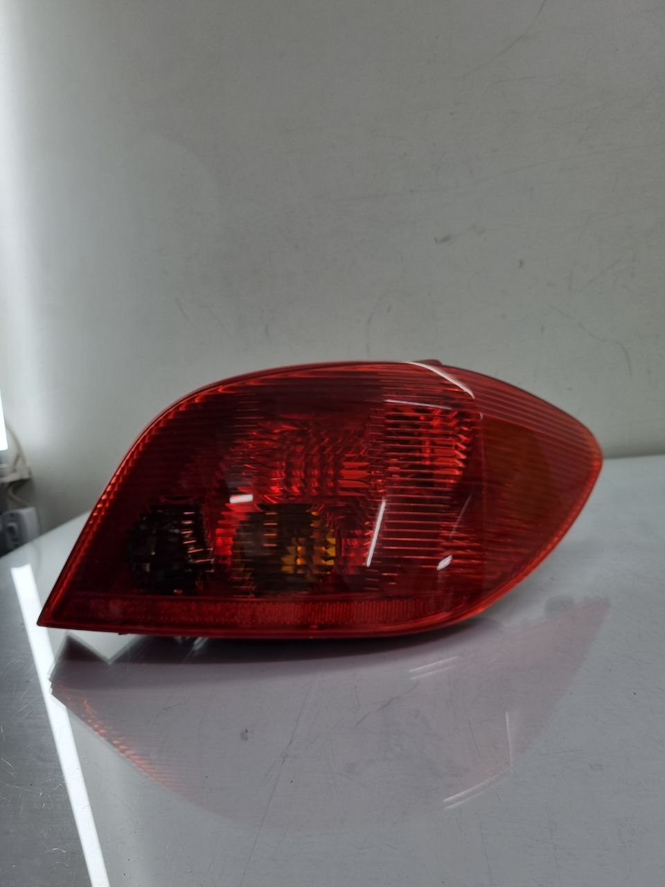 Lanterna Tras Dir Peugeot 307 2001/2005