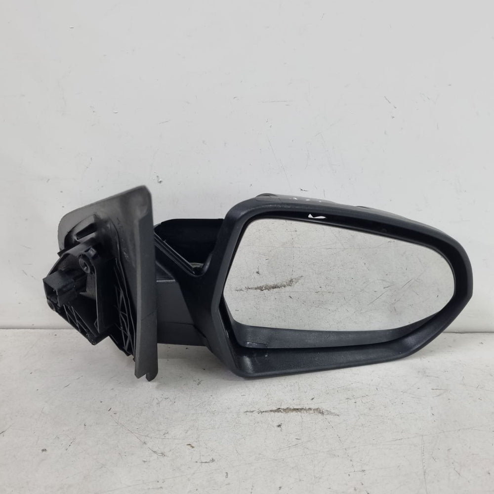 Retrovisor Diant Dir Chevrolet Cobalt 2011/2019