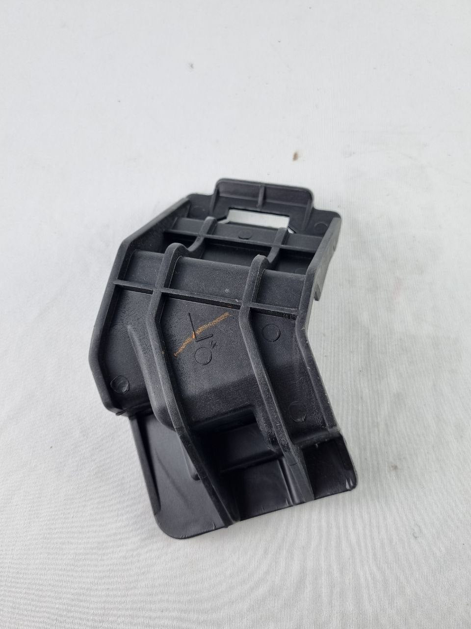 Suporte Fixação Farol Diant Toyota Hilux 2005/2015