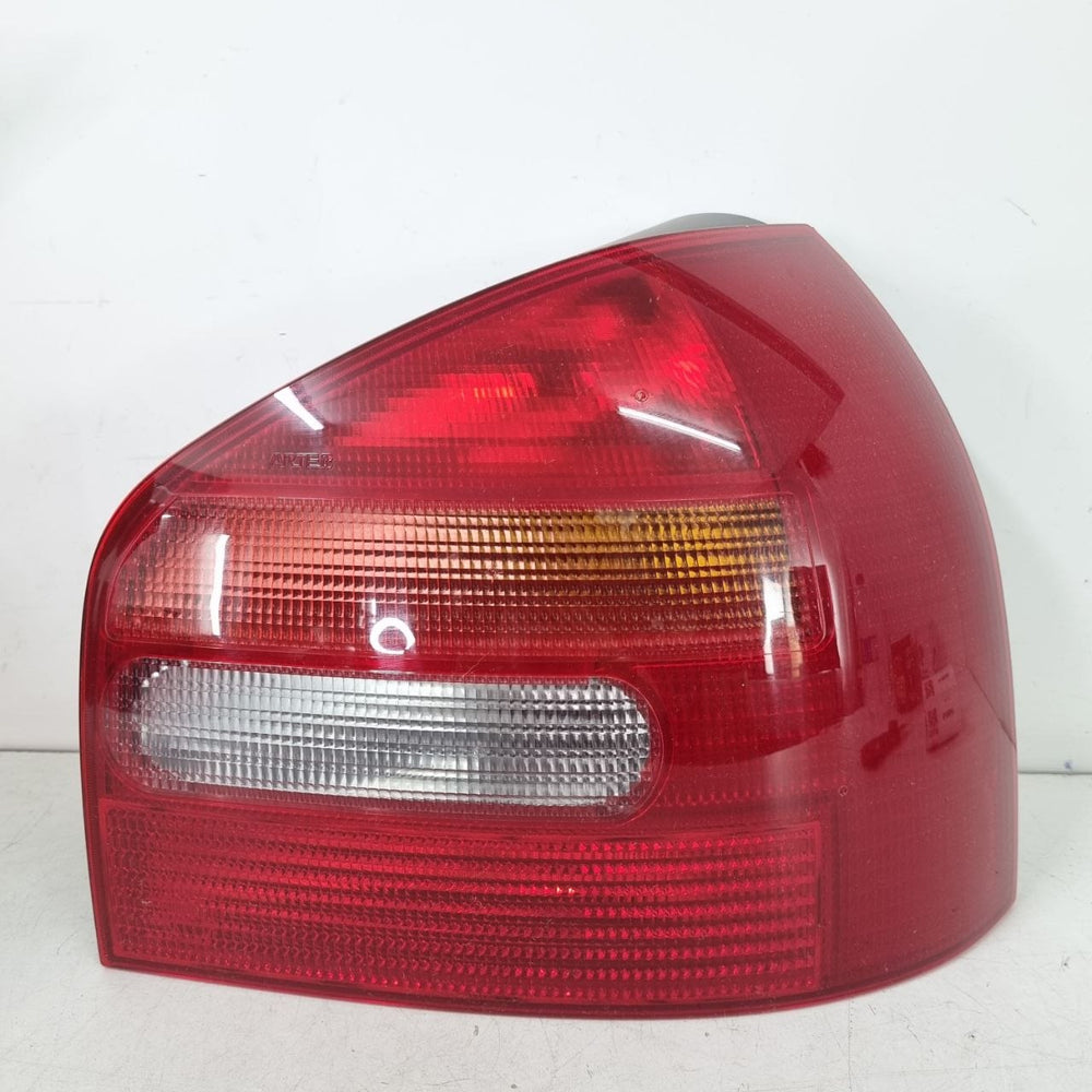 Lanterna Tras Dir Audi A3 1997/2000