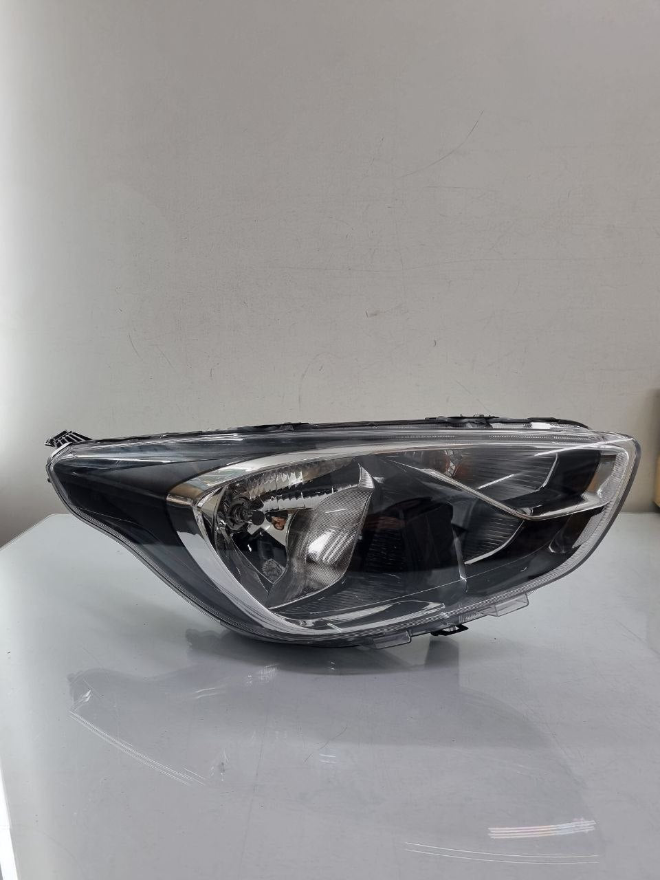 Farol Diant Dir Ford Ka Freestyle 2019/