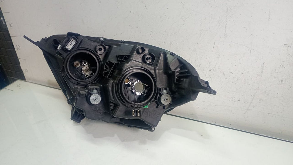 Farol lado direito Eco sport 2016 a 2021