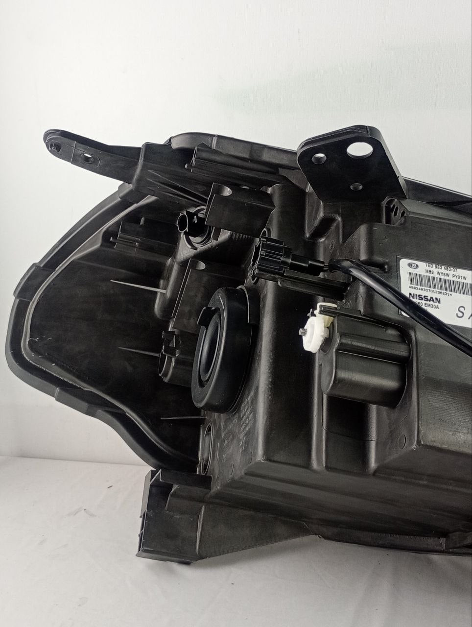 Farol Diant Esq Nissan Note 2013/2016