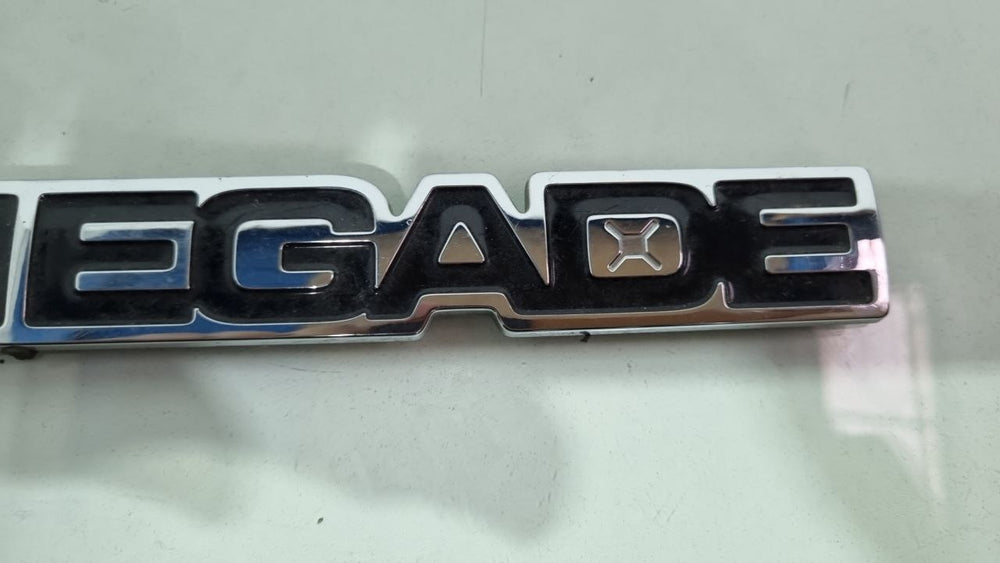 Emblema Traseiro Jeep Renegade 2015/2024