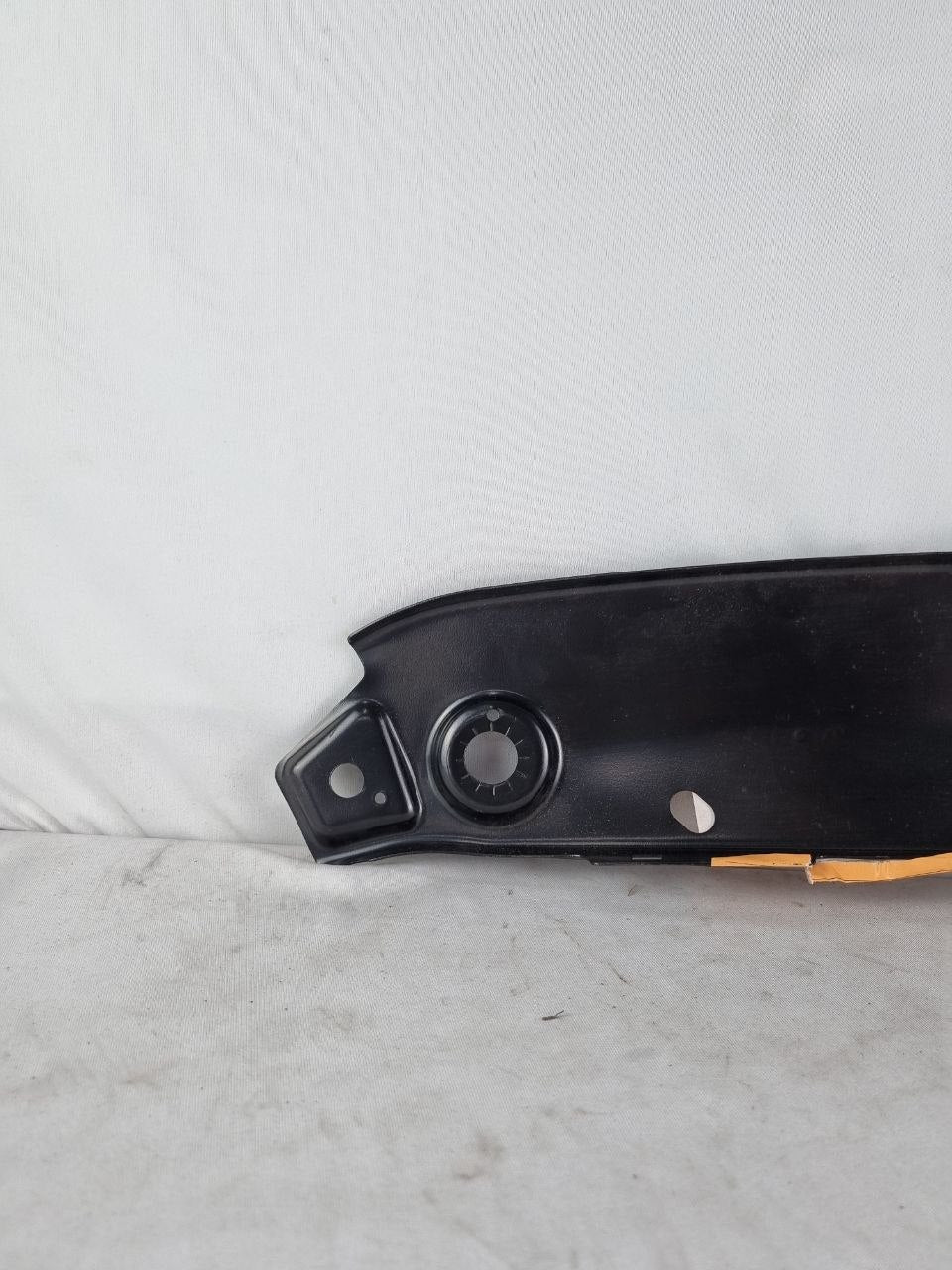 Suporte Alojamento Farol Direito Volkswagen Jetta 2012/2018 Novo