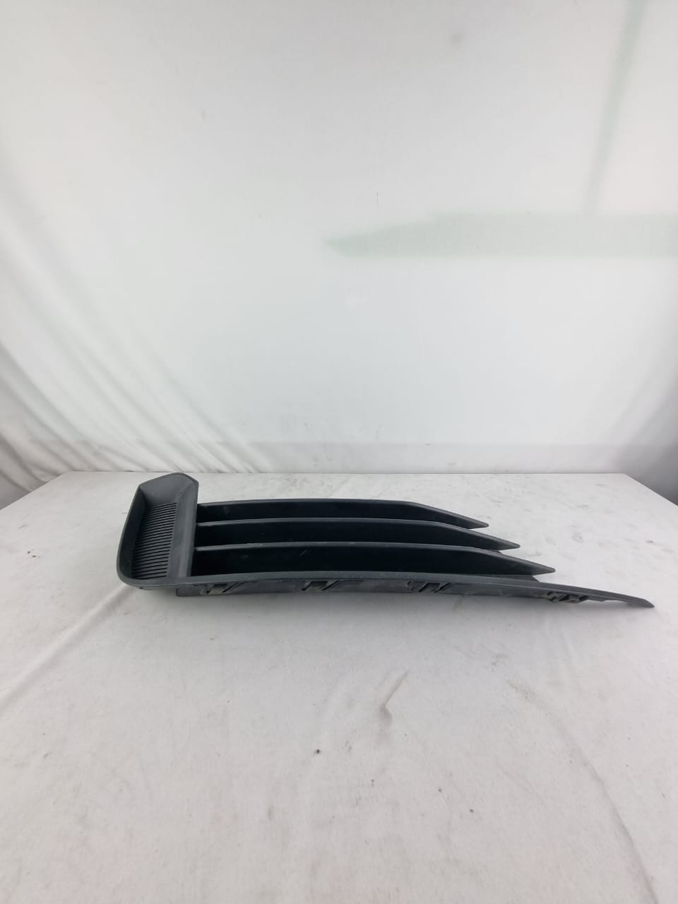 Moldura Farol Milha Dir Audi A3 Sedan 2013/2016