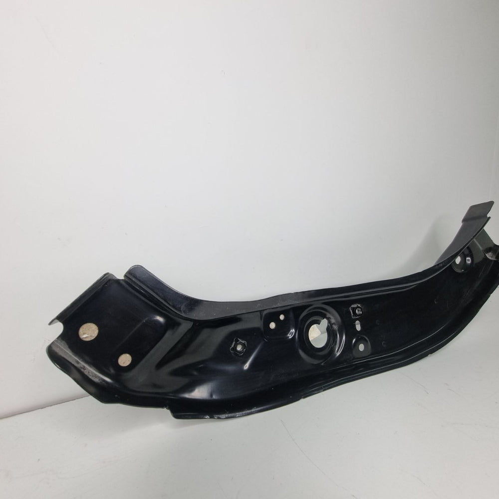 Suporte Farol Dianteiro Direito Mitsubishi Outlander 2014/2018 Novo