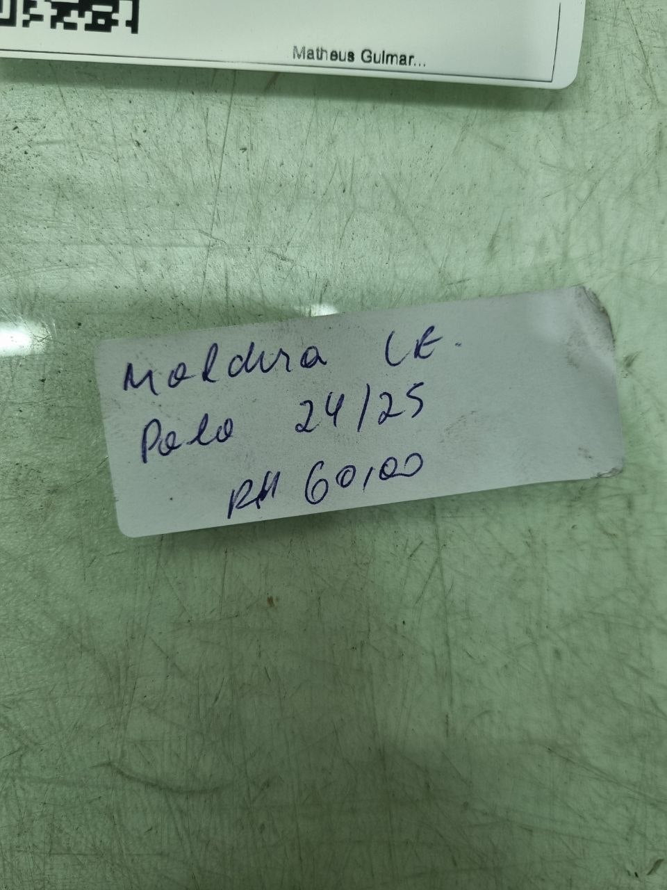 Moldura Grade Dianteira Esquerda Volkswagen Polo 2024/2025 Usado