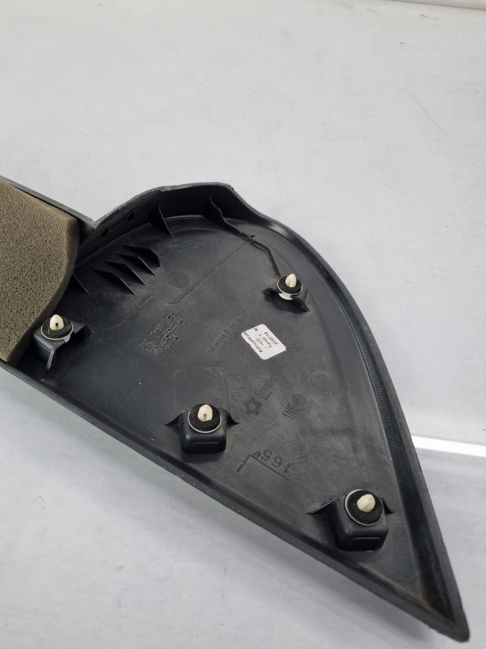 Moldura Interna Retrovisor Dir Volkswagen Up 2014/2022
