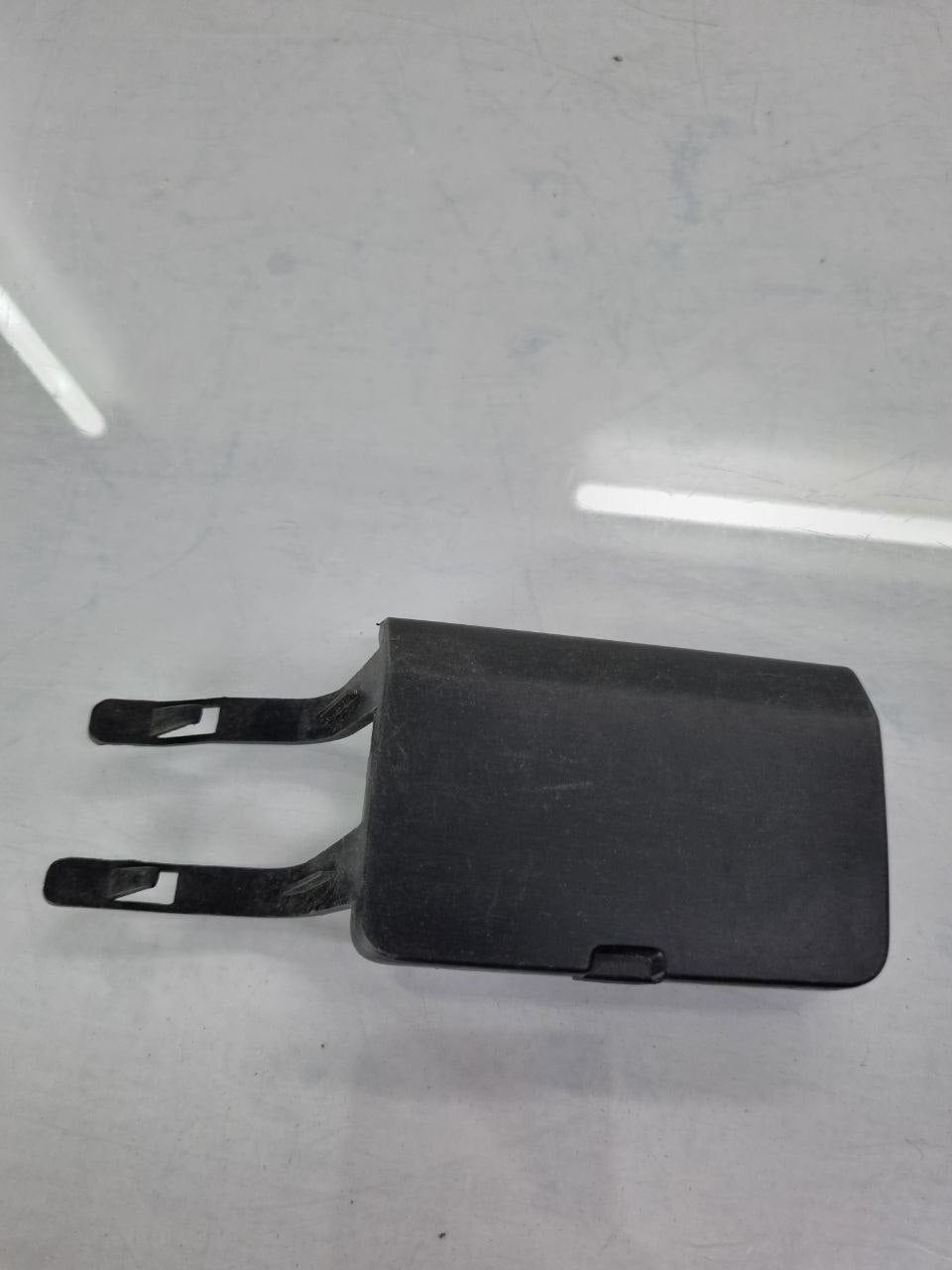 Tampa Reboque Dianteira Renault Sandero 2014/2021 Nova
