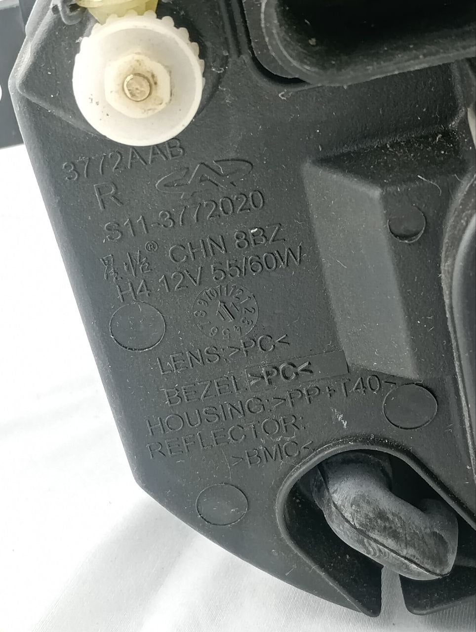 Farol Diant Dir Chery QQ 2011/2015