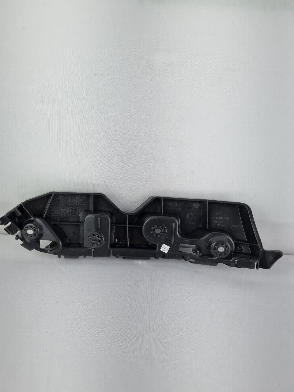 Suporte Guia Parachoque Dianteiro Direito Renault Duster 2012/2019 Novo