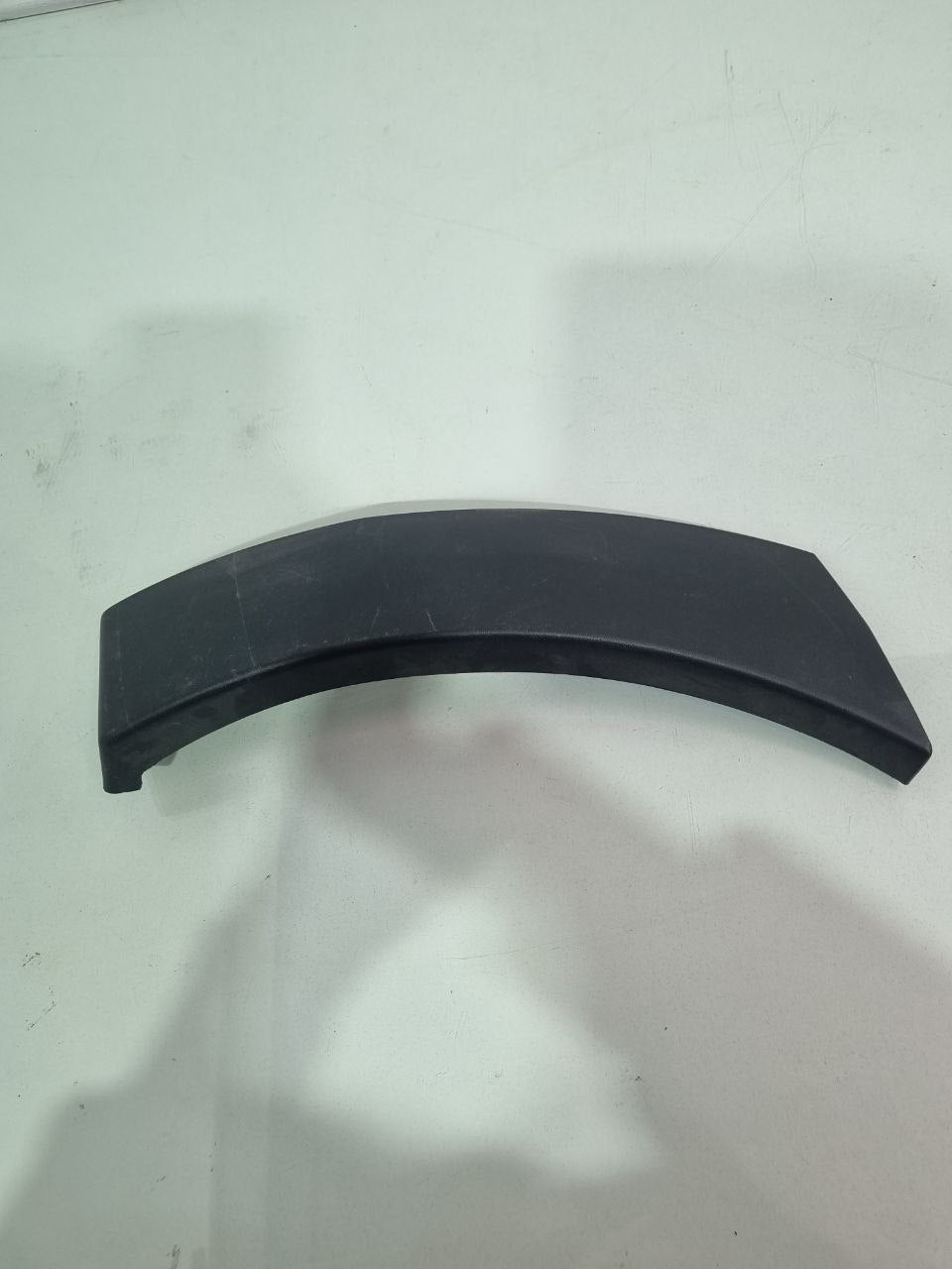 Moldura Parachoque Tras Dir Volkswagen Saveiro G5 G6 2010/2014