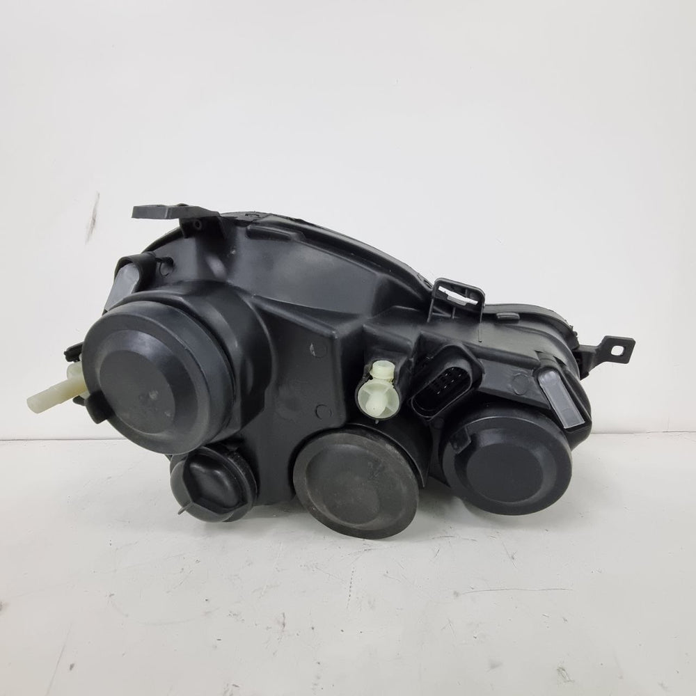 Farol Diant Esq Volkswagen Polo Hatch/Sedan 2002/2005