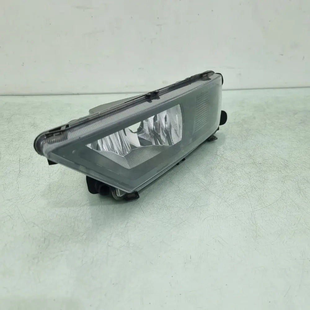 Farol De Milha Lado Esquerdo Do Tiguan 2018/2022 Recuperado.
