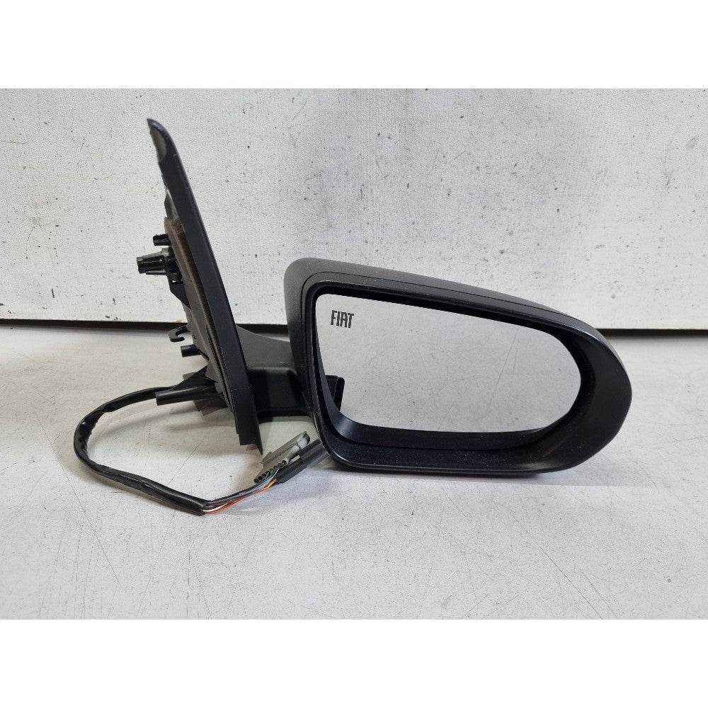 Retrovisor direito Fiat Pulse 2022/2025 usado