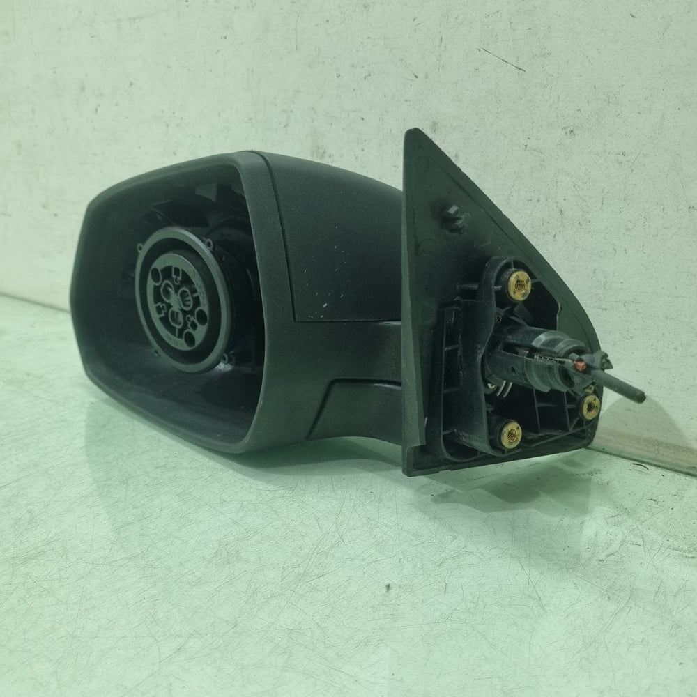 Retrovisor Esq S/Lente Manual Chevrolet Cobalt 2012/2016