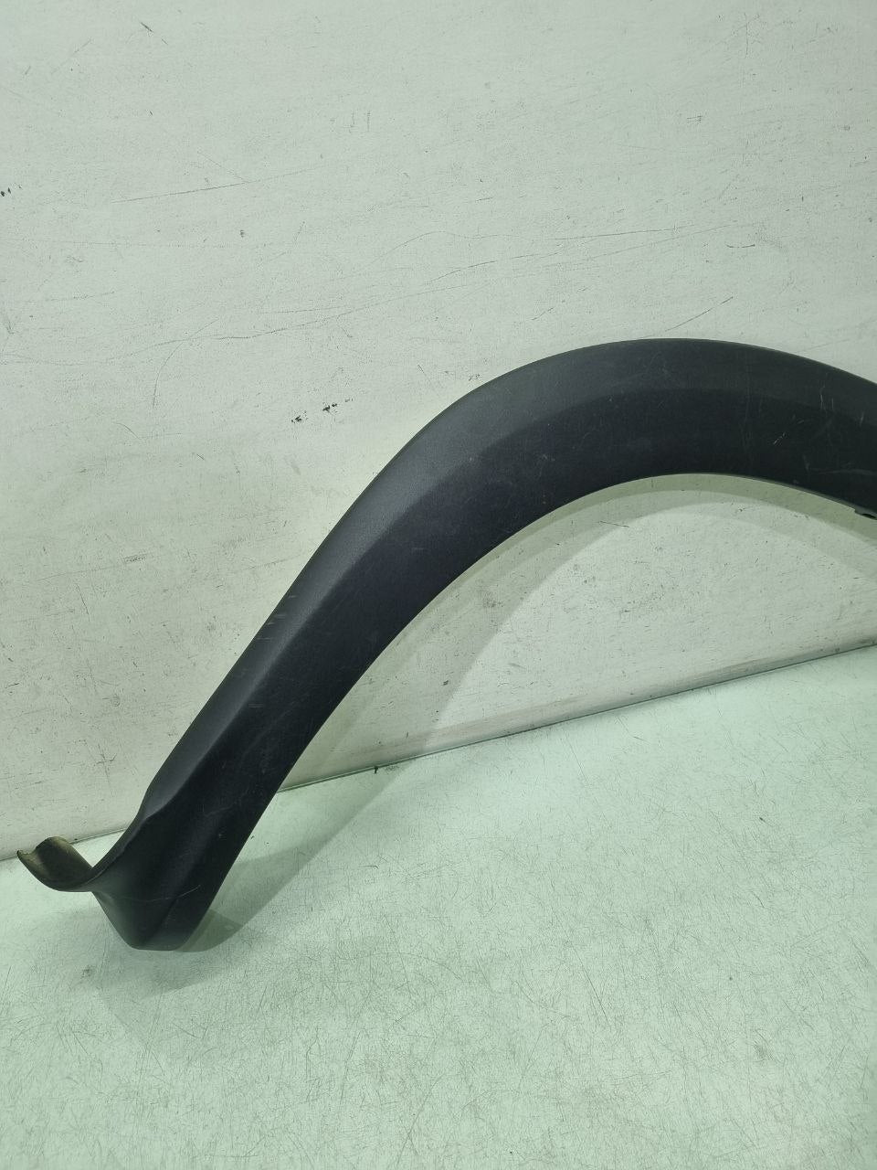 Moldura Para-lama Traseira Direita Fiat Toro 2016/2022 Usado