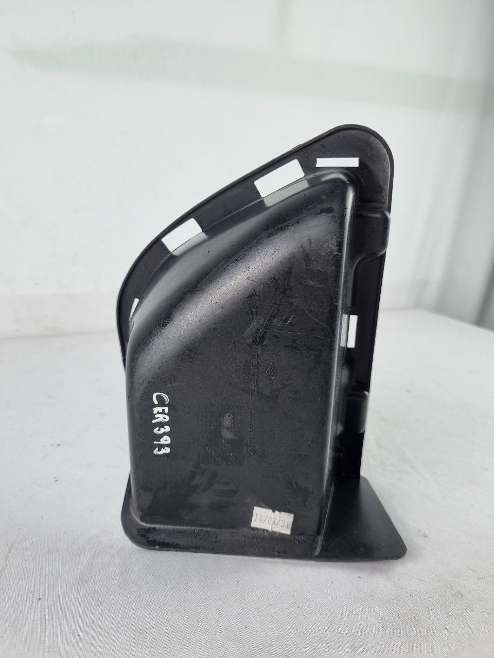 Defletor Ar Radiador Esq Renault Logan 2008/2012