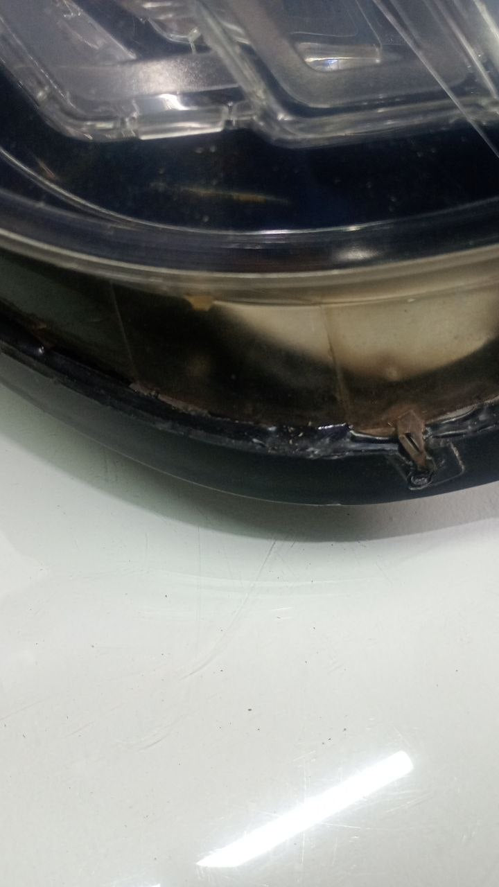 Farol lado esquerdo máscara negra fiat uno drive 2016 a 2023