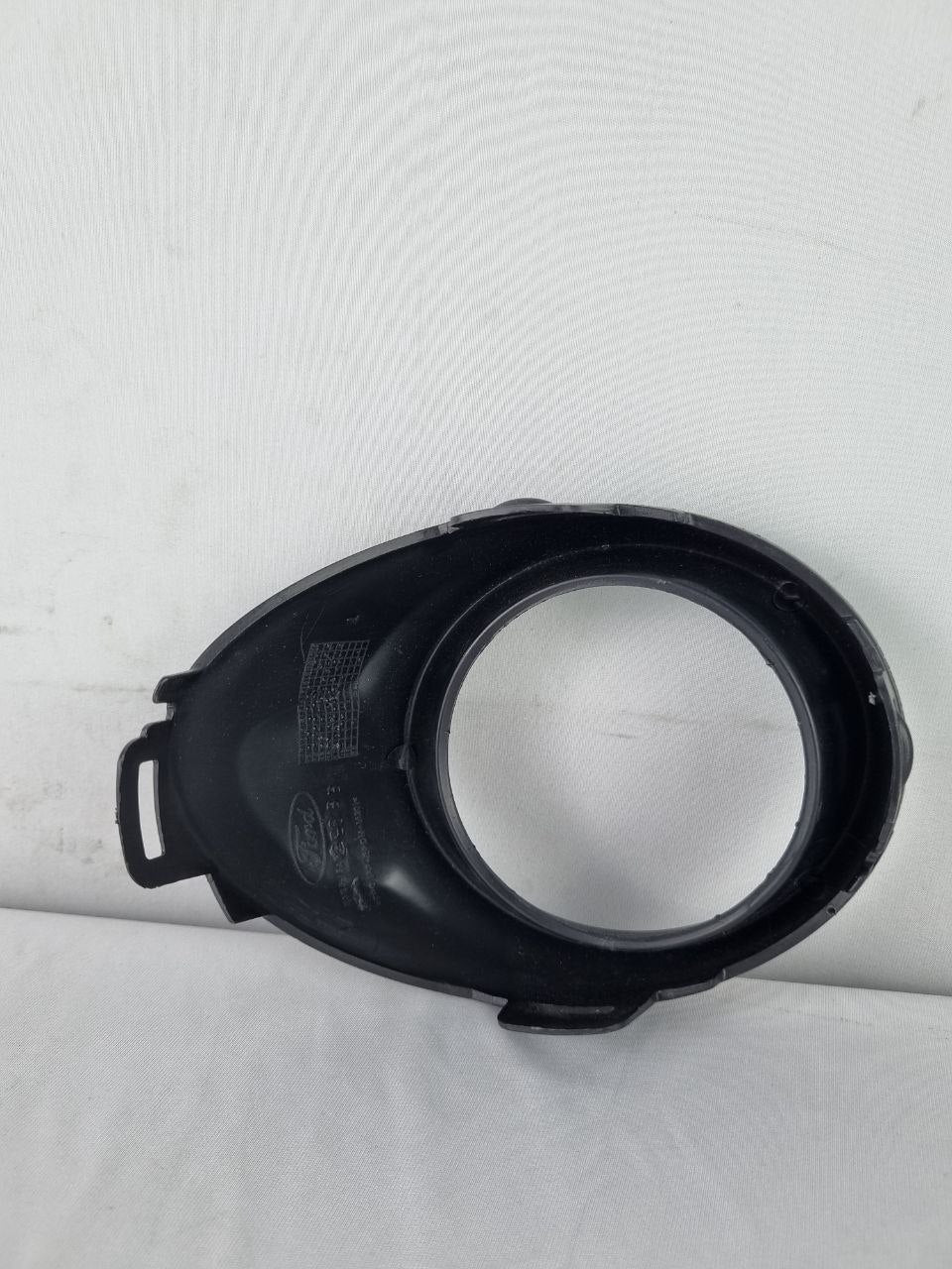 Moldura Farol Milha Diant Dir Ford Ka Hatch/Sedan 2014/2018