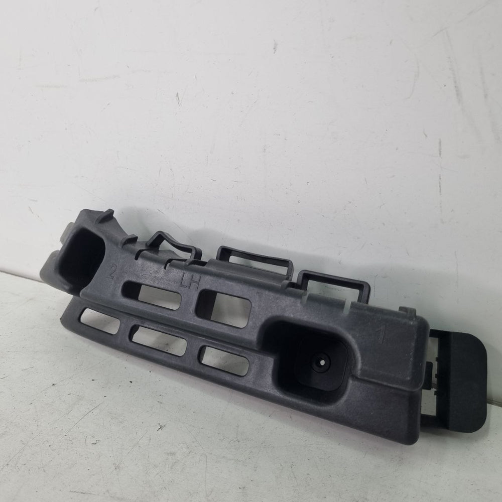 Suporte Para-choque Tras Esq Chevrolet Cruze 2011/2016