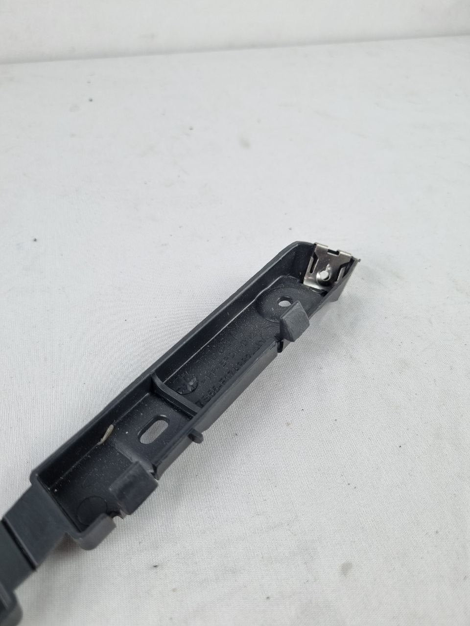 Guia Suporte Para-Choque Tras Esq Ford Ka 2008/2013